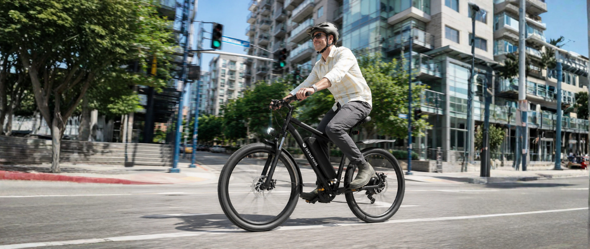 Electric Bike vs. Electric Scooter for Canadian Weather: Which One Handles Your Daily Ride Better?