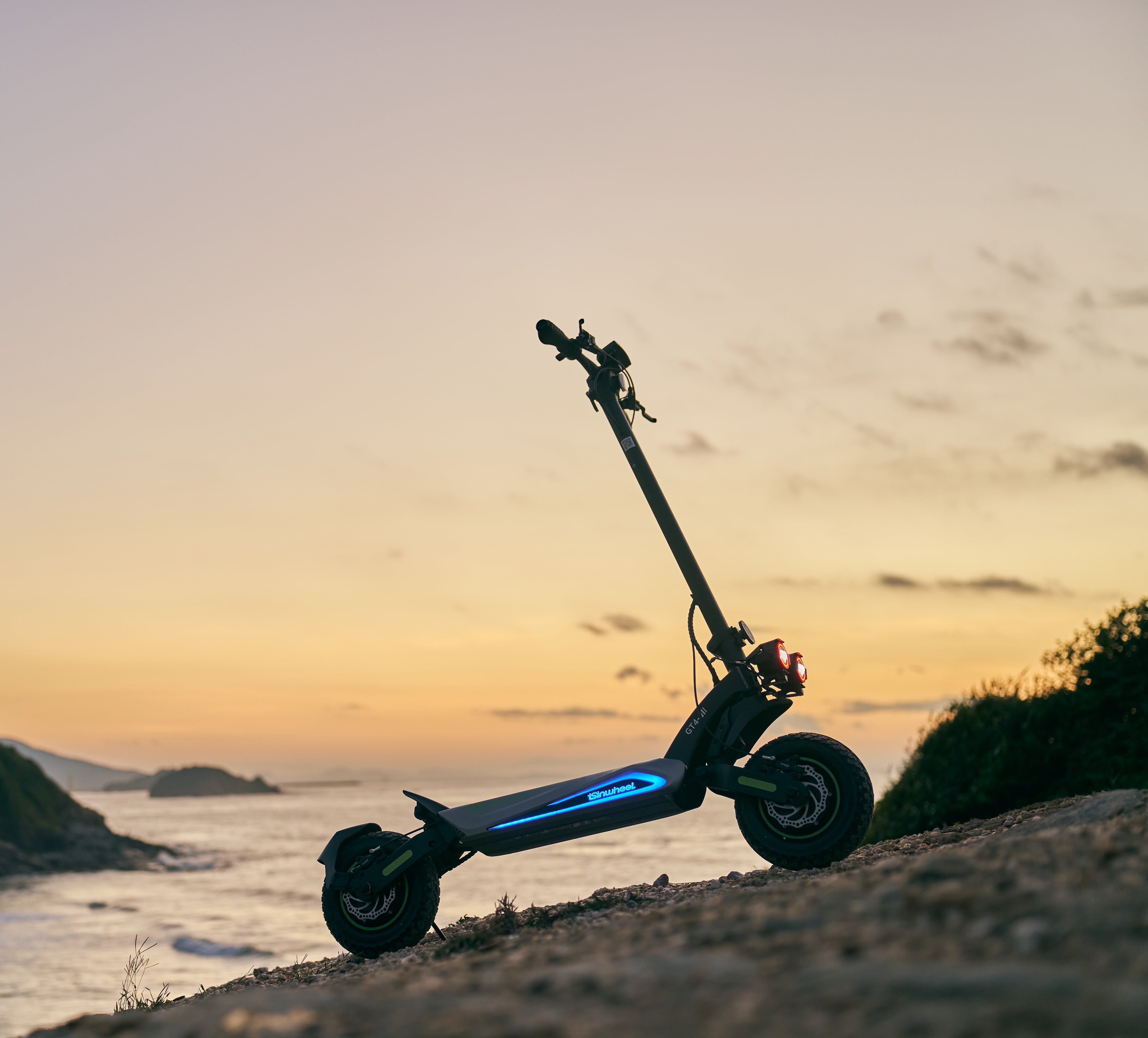 isinwheel-gt4-electric-scooter-all-terrain-tires