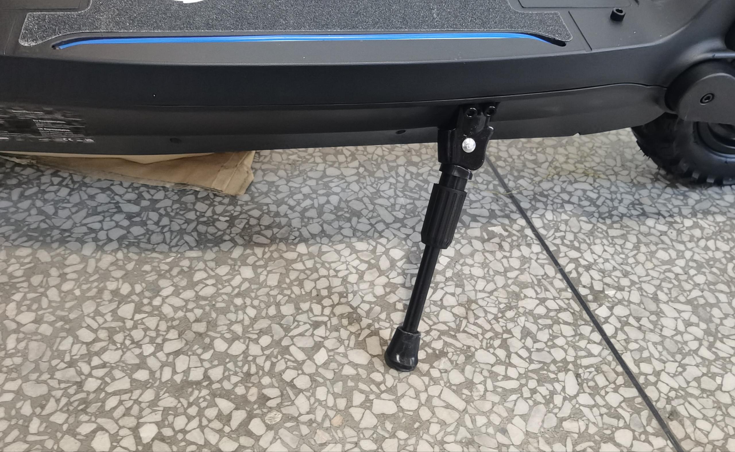 Kickstand with fixing screws For GT2