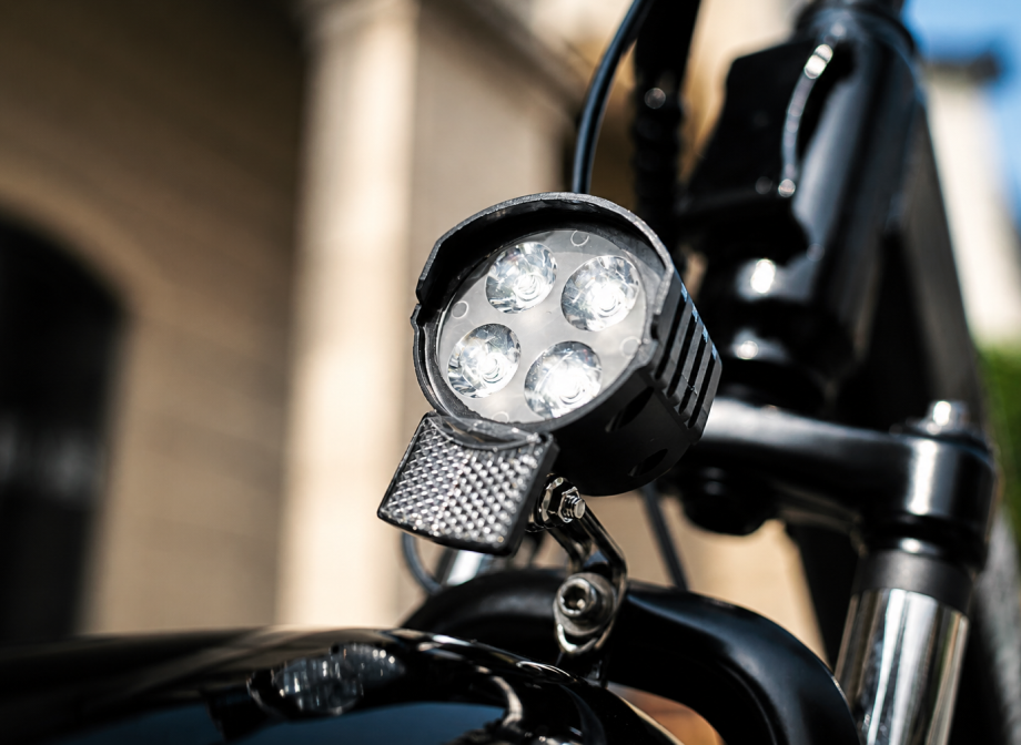 FRONT HEADLIGHT